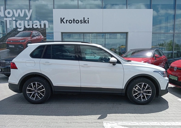 Volkswagen Tiguan cena 104900 przebieg: 82770, rok produkcji 2020 z Buk małe 529